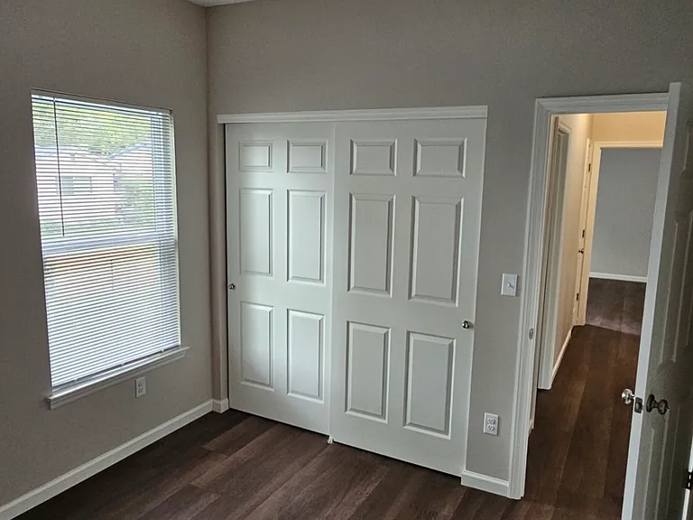 1420 Swallow Ln — Photo 12