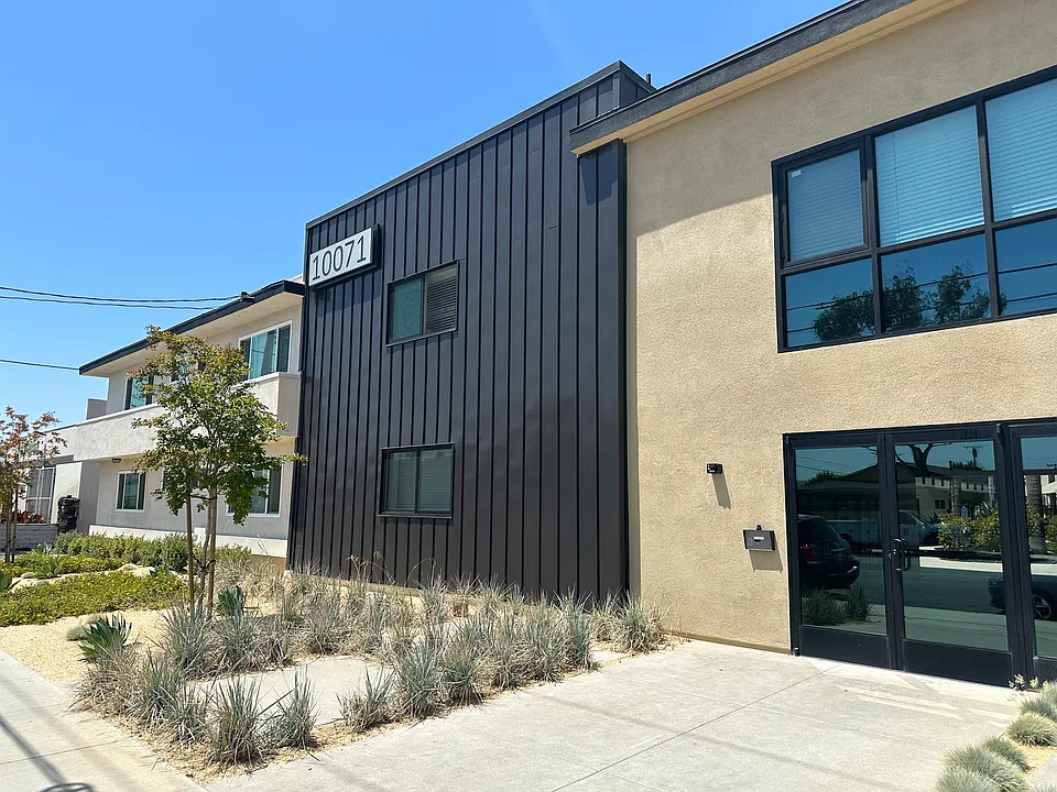 Marquis Apartments