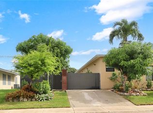 15730 SW 103rd Ave #1, Miami, FL 33157
