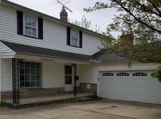 23820 Fairmount Blvd, Shaker Heights, OH