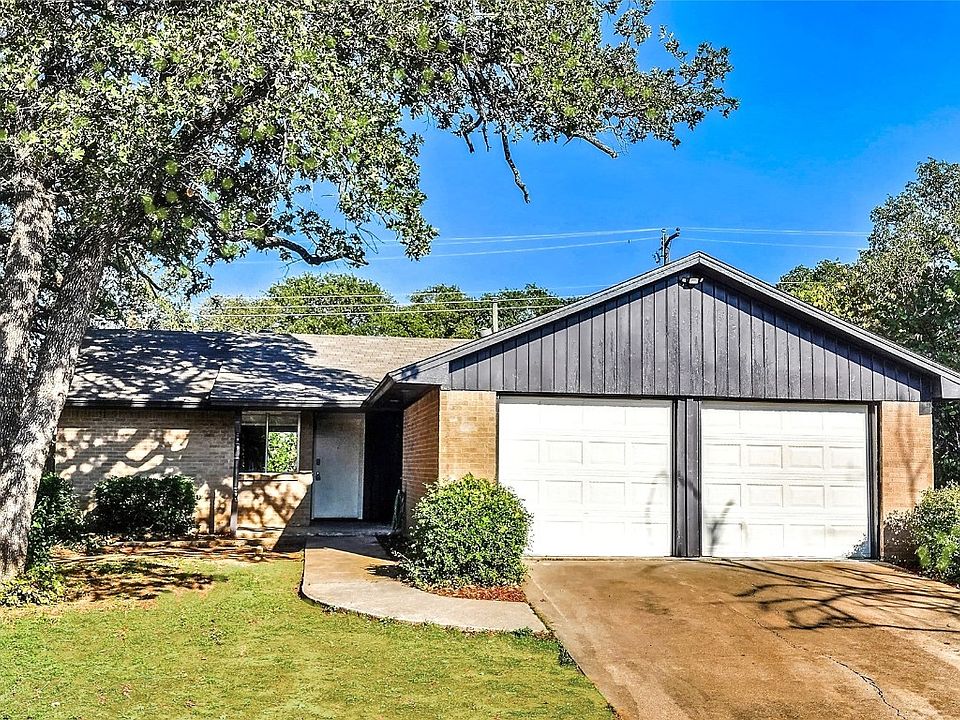1st image of 2421 Jewell Dr