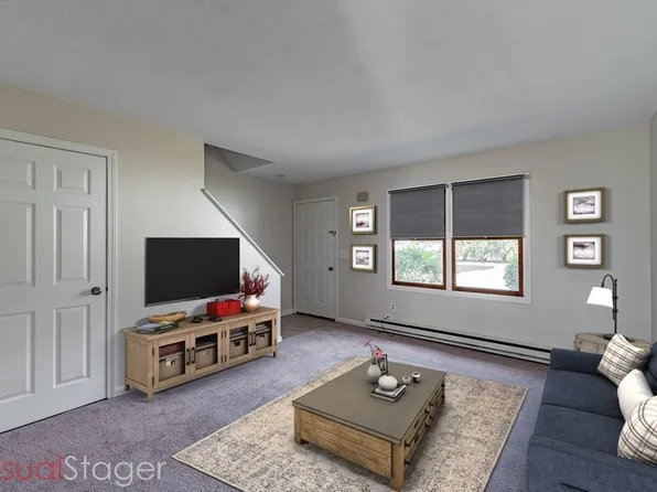 20 Greenwood St APT H, Westfield, MA 01085