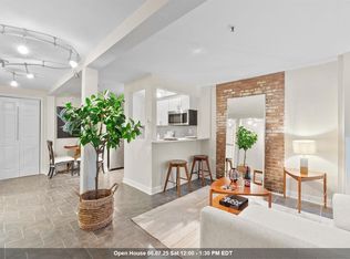 96 Bright St #G, Jersey City, NJ 07302