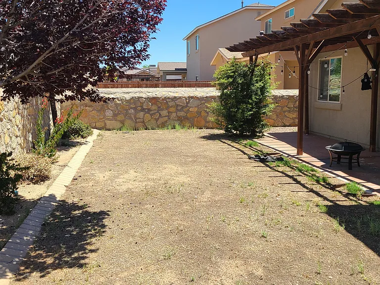 3893 Loma Brisa Dr — Photo 20