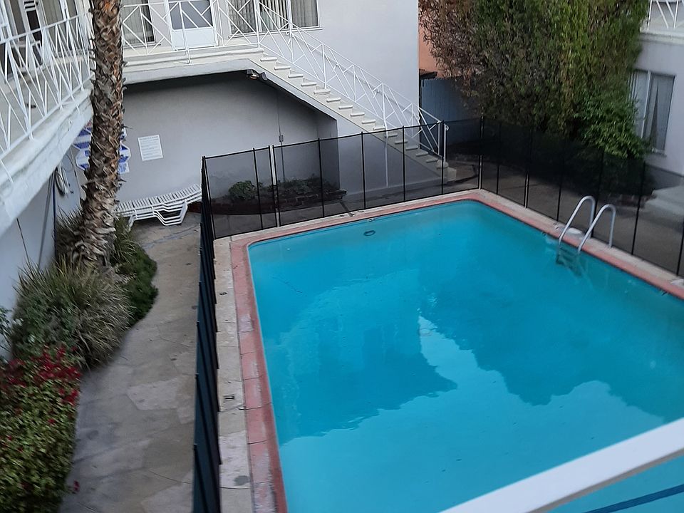 1st image of 154 N Pass Ave #115