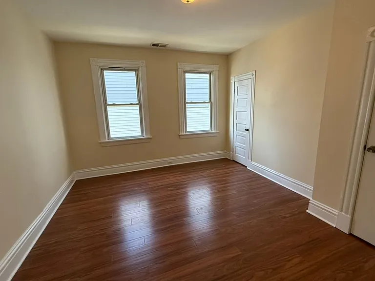 1729 Porter St — Photo 19