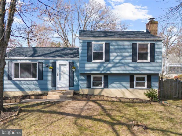 7806 Walnut Tree Rd, Severn, MD 21144