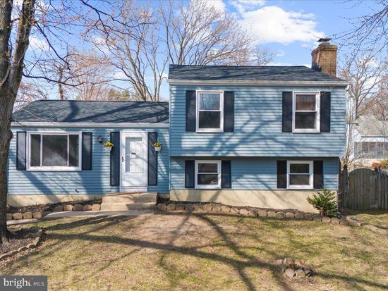 7806 Walnut Tree Rd, Severn, MD 21144