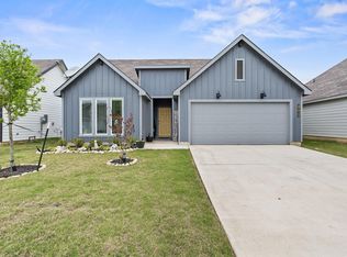 405 Perry Pl, Rockdale, TX 76567