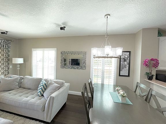 5th image of 13209 Daniels Landing Cir