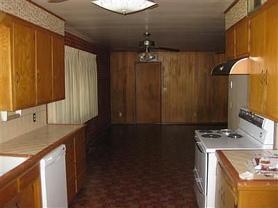 3rd image of 2217 N Jackson Ave