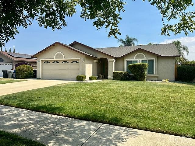 1st image of 744 Balboa Ave