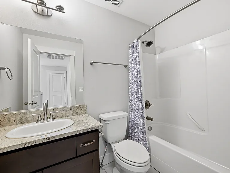 1068 SE Leonel Ln — Photo 22