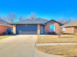229 Spring Creek Rd, Oklahoma City, OK 73117