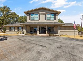 4900 Fairway Ct, Granbury, TX 76049