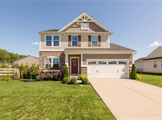 37638 Hunter Lake Dr, North Ridgeville, OH