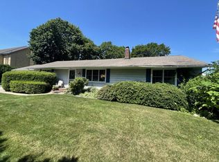 339 Pierrepont St, Saint James, NY 11780