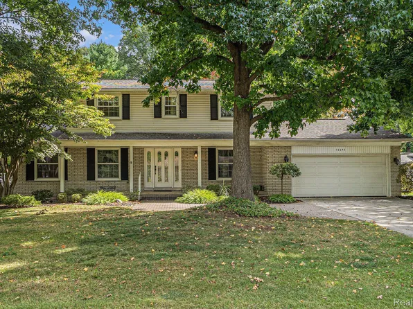 16642 Negaunee, Redford, MI 48240