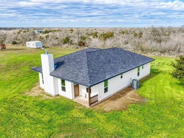 2855 Dale Ln, Dale, TX 78616