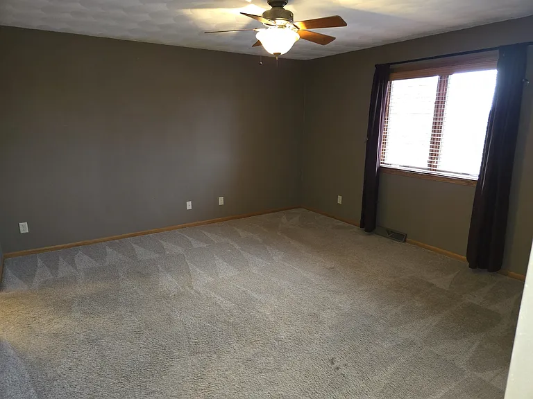 535 Westfield Dr — Photo 18