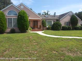 101 Brookwood Ln, Forked River, NJ 08731