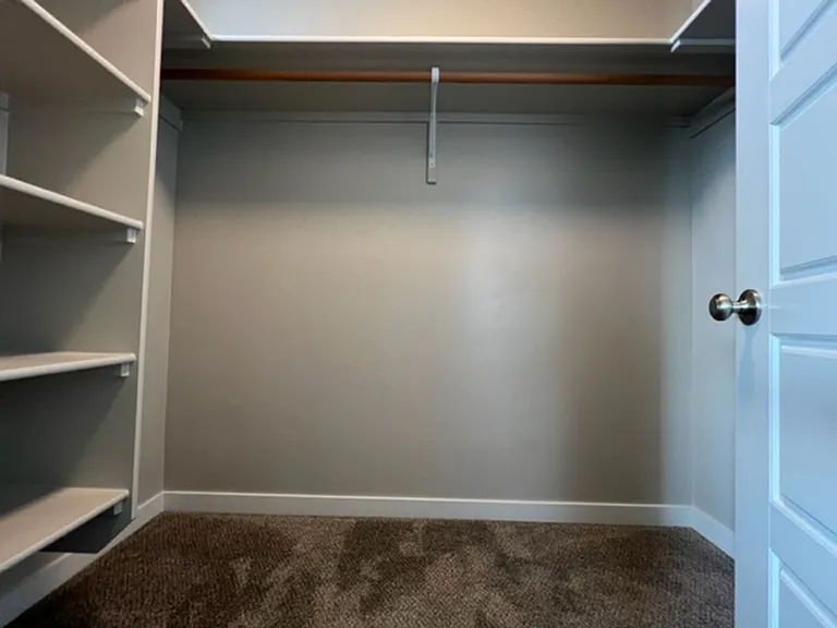 128 N Sevenoaks Ave — Photo 19