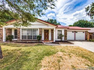 5826 Fort Stanwix St, San Antonio, TX 78233