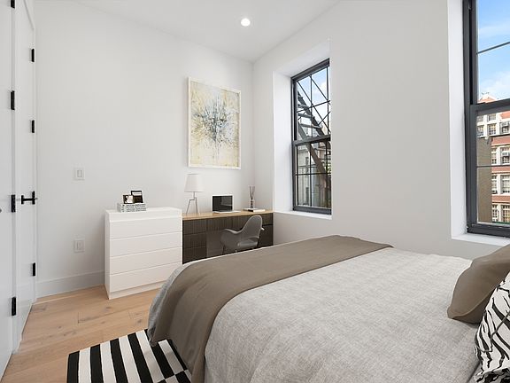 4th image of 77 E 3rd St APT 4