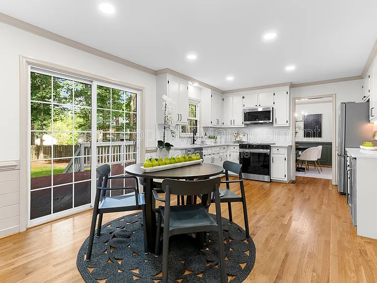 504 Winamack Ct — Photo 11