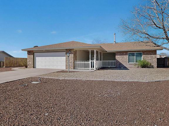 3rd image of 4640 Aqua Marine Dr NE