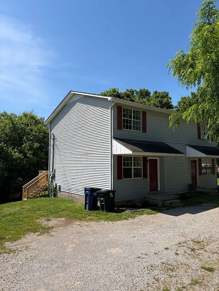 Building Photo - 2701 McIntosh Dr #A