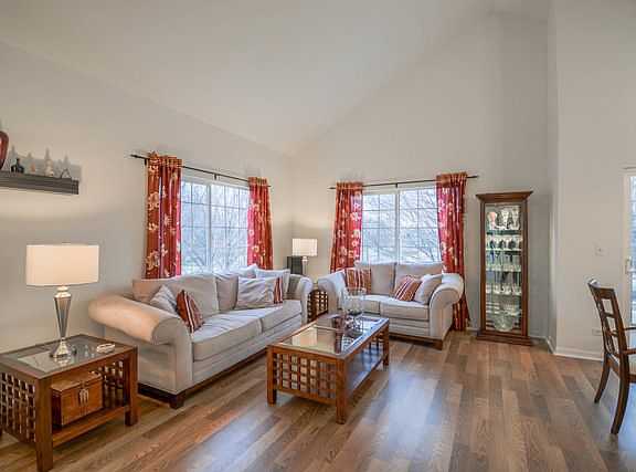 3rd image of 106 Enclave Cir Unit C