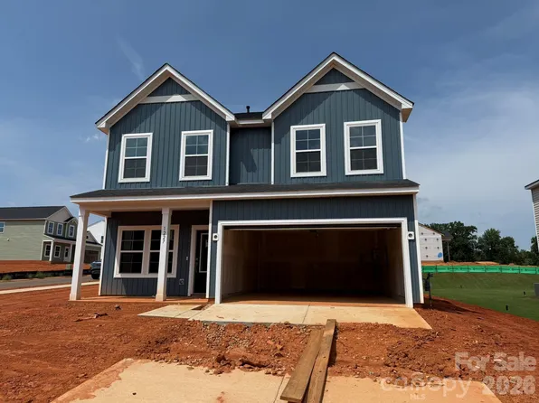 1227 Bansal Dr, Charlotte, NC 28215