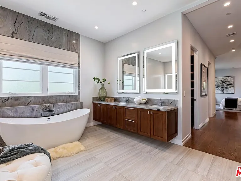 9767 Monte Mar Dr — Photo 40