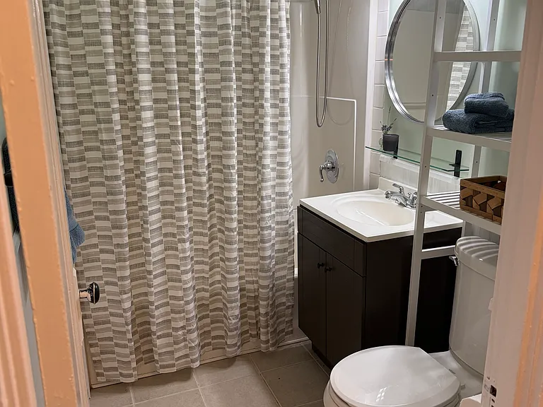1124 Summit Ave — Photo 13