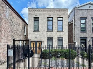 2626 W Superior St #3, Chicago, IL 60612