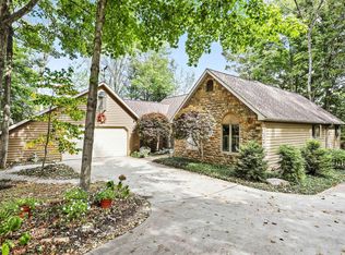238 Whipkey Dr, Granville, OH 43023