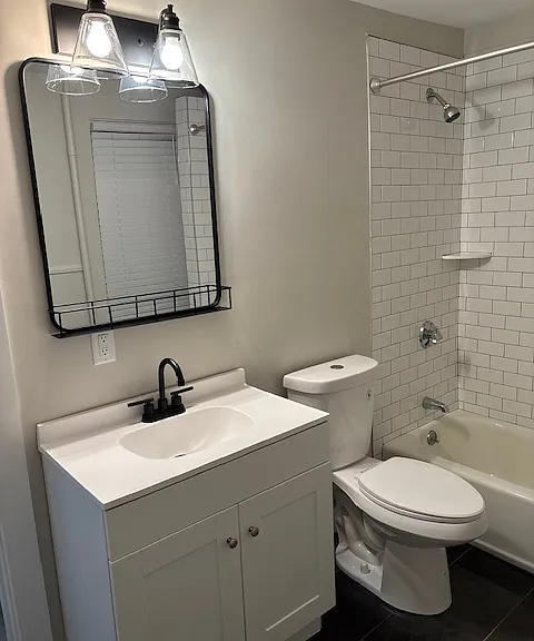 21 Grove St #1-R — Photo 2