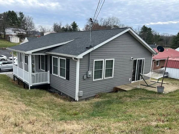 290 Valley St, Wytheville, VA 24382