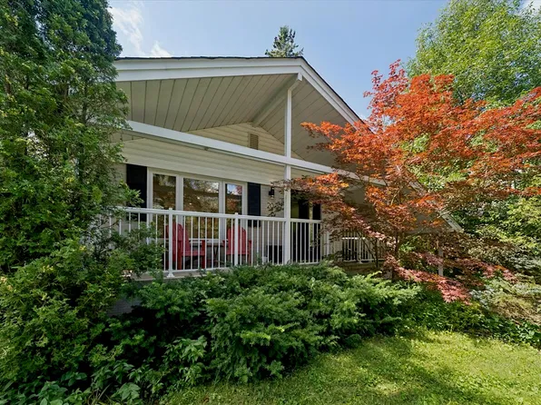 20 Lyncroft Dr, Toronto, ON M1E 1X7