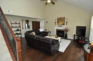 4th image of 4611 Sahalee Dr
