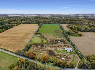 6604 Schultz Rd, Harvard, IL 60033