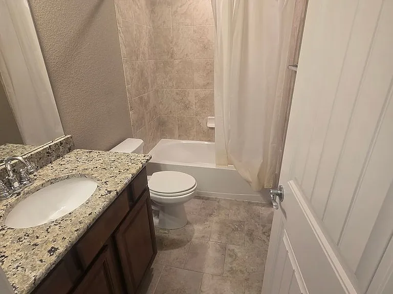 2421 Ridge Top Dr #5 — Photo 23