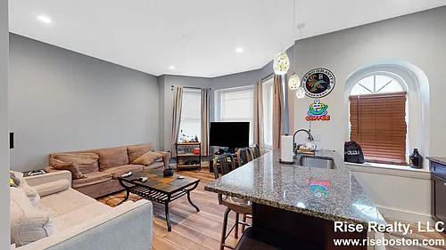 25 Chester St #1 Photo 1