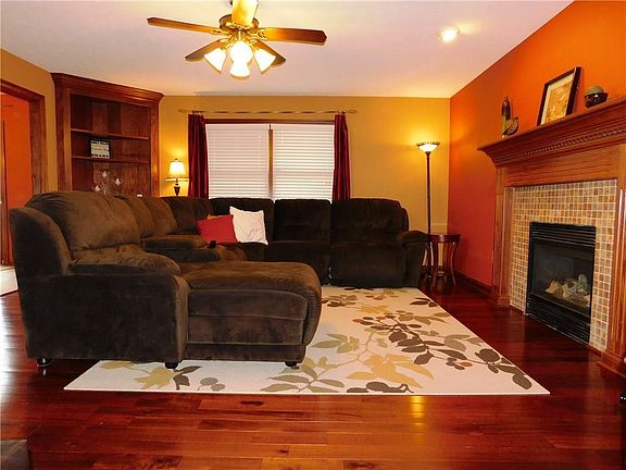 2nd image of 1615 Danaher St