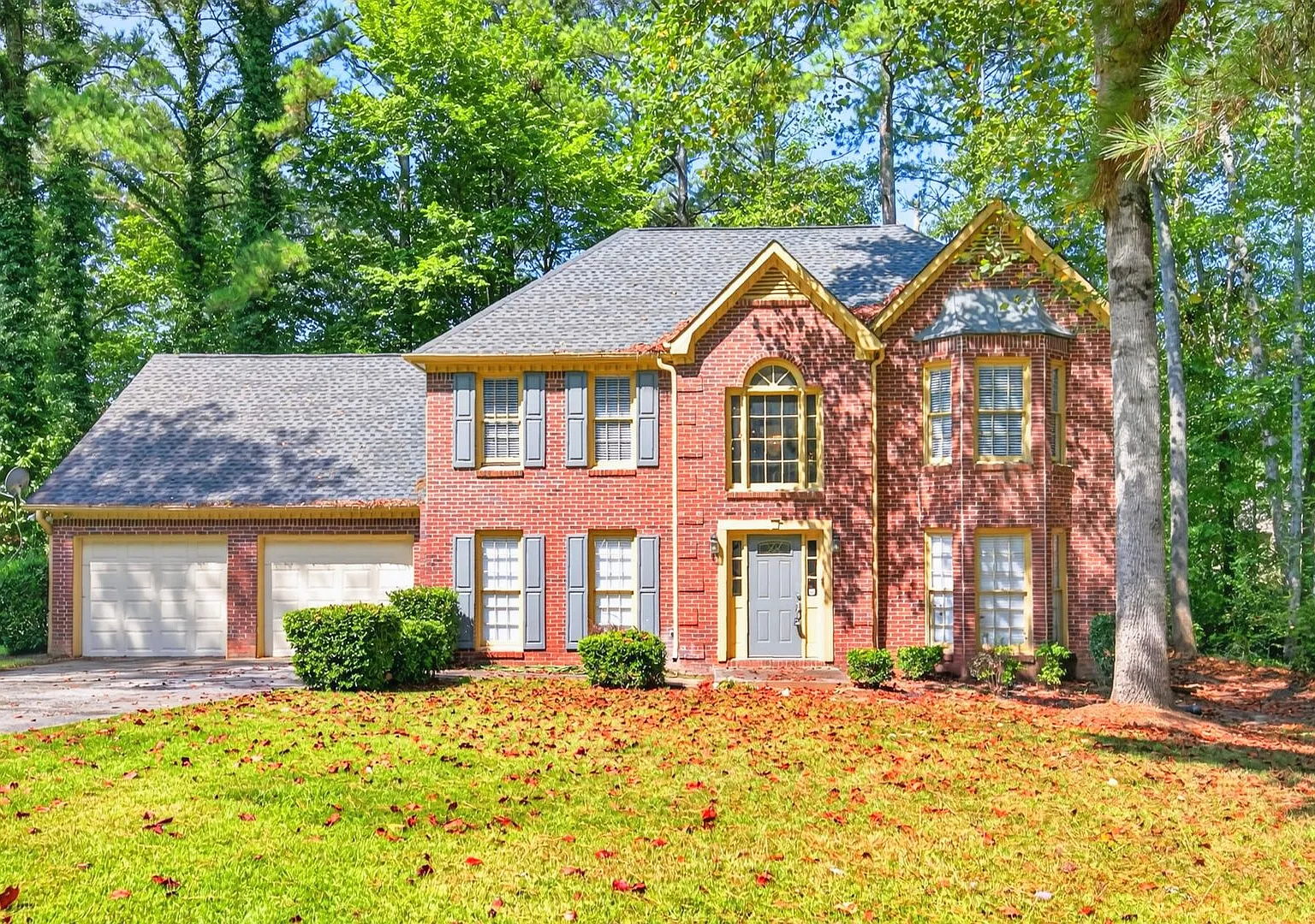 Beautiful 3-Bedroom Home with 2-Car Garage in Jonesboro — Photo 1