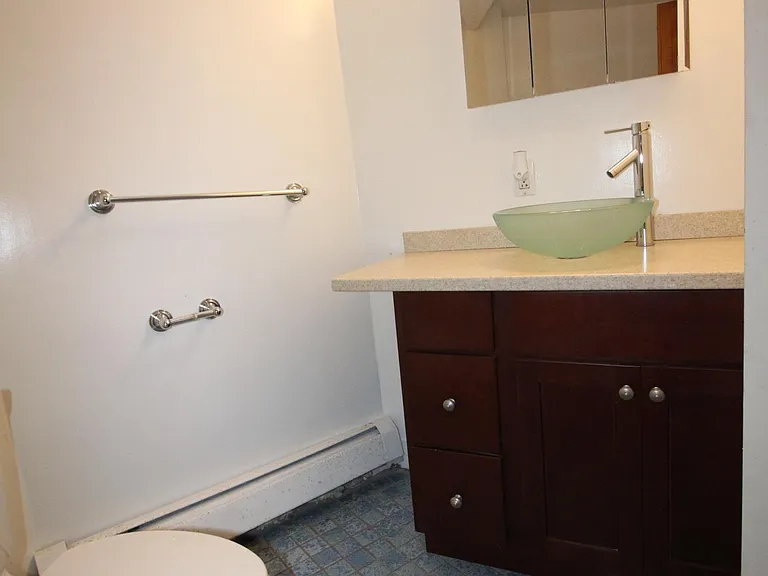 83 Devon St #1 — Photo 12