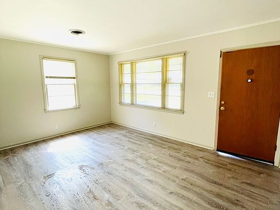 2nd image of 114 Salem Dr