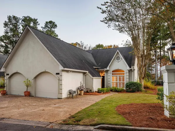 3301 Kensington Ln, Birmingham, AL 35243