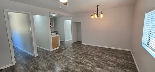 2041 Darby St #1-3 Photo 1